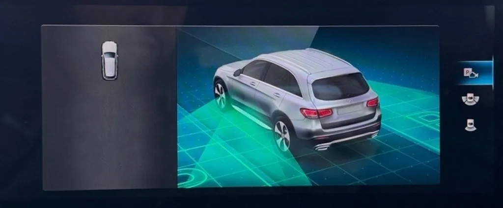 2022 Mercedes-Benz GLC GLC300 - Photo 21