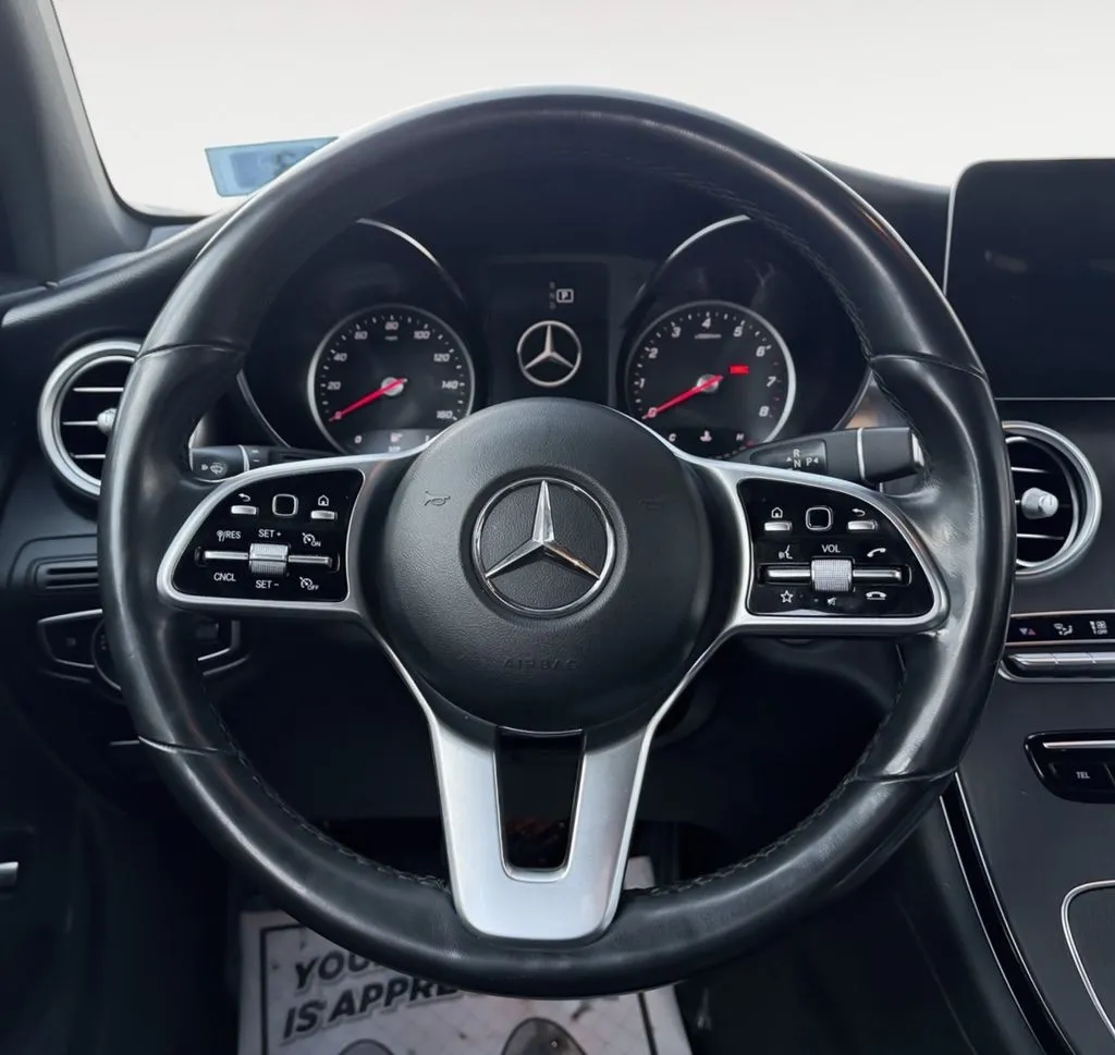 2022 Mercedes-Benz GLC GLC300 - Photo 16
