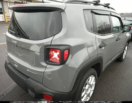 More photos of 2021 Jeep Renegade Sport at CarFive Nashua, NH, NH