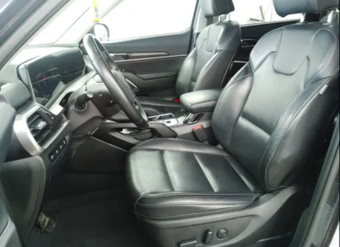 Photos of 2025 Kia Telluride S for sale in Nashua, NH at CarFive Nashua, NH