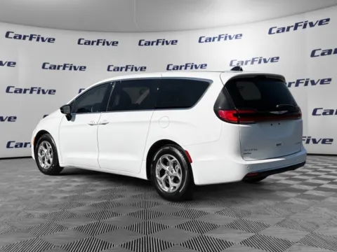 Another view of 2024 Chrysler Pacifica Limited for sale in Nashua, NH at CarFive Nashua, NH