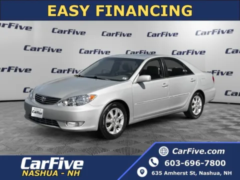 Silver 2006 Toyota Camry LE for sale in Nashua, NH