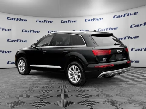 Another view of 2019 Audi Q7 55 Premium for sale in Nashua, NH at CarFive Nashua, NH