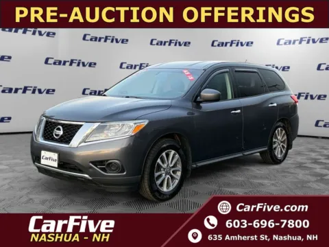 Gray 2014 Nissan Pathfinder S for sale in Nashua, NH
