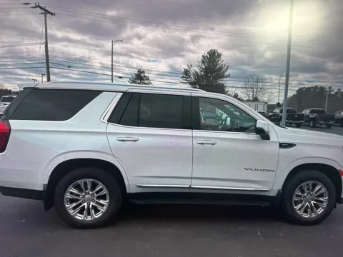 Another view of 2022 GMC Yukon SLT for sale in Nashua, NH at CarFive Nashua, NH