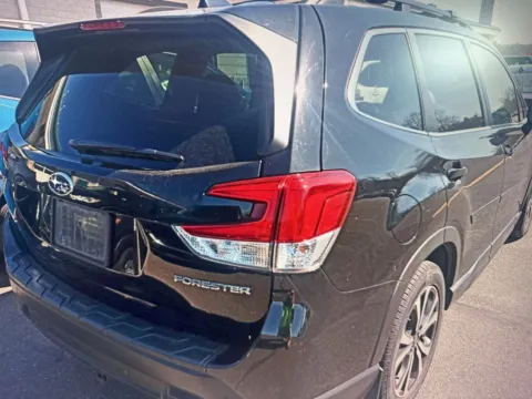 More photos of 2021 Subaru Forester Limited at CarFive Nashua, NH, NH