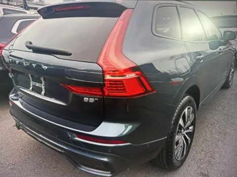 More photos of 2023 Volvo XC60 B5 Plus Dark Theme at CarFive Nashua, NH, NH
