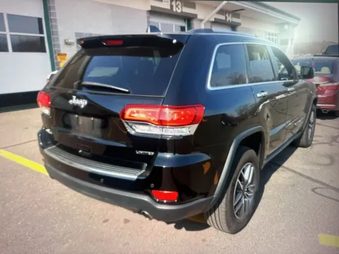 More photos of 2021 Jeep Grand Cherokee Limited at CarFive Nashua, NH, NH