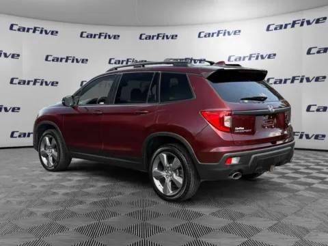 More photos of 2019 Honda Passport Touring at CarFive Nashua, NH, NH