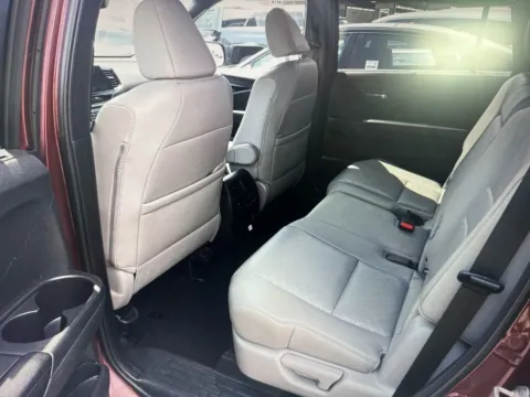 More photos of 2019 Honda Passport Touring at CarFive Nashua, NH, NH