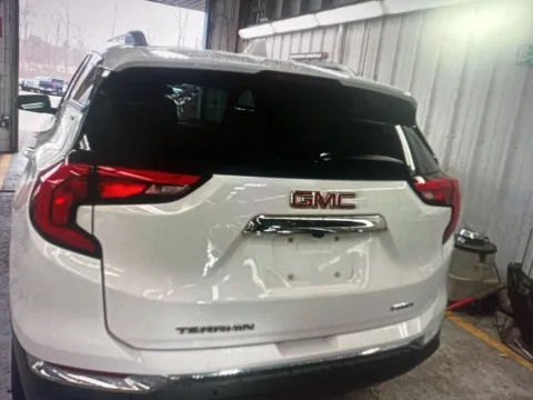 More photos of 2019 GMC Terrain SLT at CarFive Nashua, NH, NH