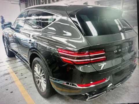 More photos of 2024 Genesis GV80 2.5T at CarFive Nashua, NH, NH