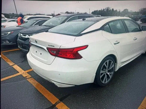 More photos of 2017 Nissan Maxima Platinum at CarFive Nashua, NH, NH