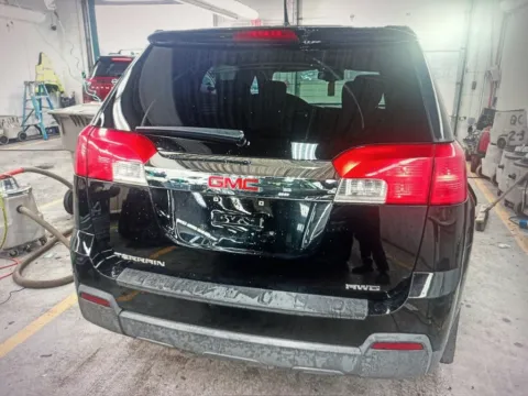 More photos of 2012 GMC Terrain SLE-1 at CarFive Nashua, NH, NH