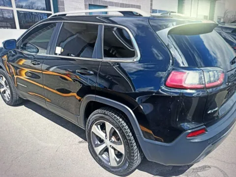 Photos of 2020 Jeep Cherokee Limited for sale in Nashua, NH at CarFive Nashua, NH