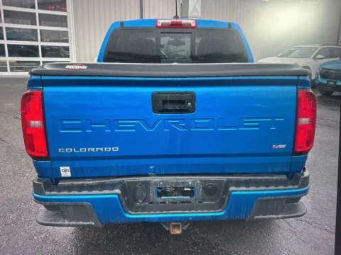 More photos of 2022 Chevrolet Colorado LT at CarFive Nashua, NH, NH
