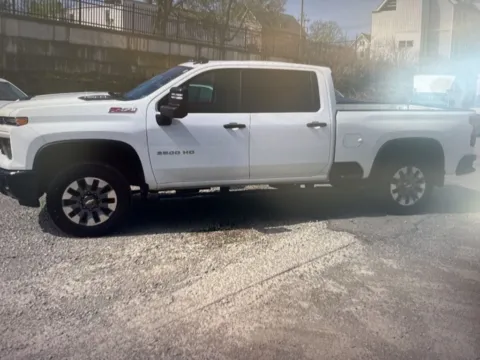 Photos of 2024 Chevrolet Silverado 2500HD Custom for sale in Nashua, NH at CarFive Nashua, NH