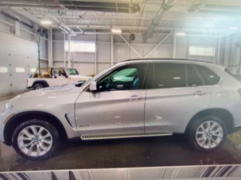 Photos of 2016 BMW X5 xDrive35i for sale in Nashua, NH at CarFive Nashua, NH