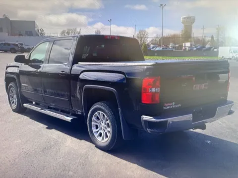 More photos of 2018 GMC Sierra 1500 SLE at CarFive Nashua, NH, NH