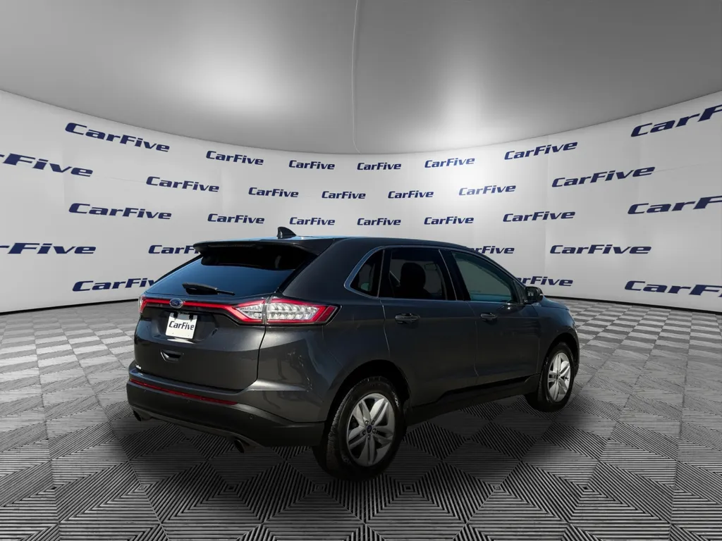 2017 Ford Edge SEL - Photo 9