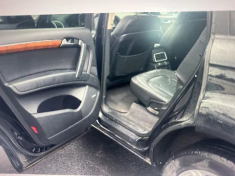 More photos of 2015 Audi Q7 3.0T Premium at CarFive Nashua, NH, NH