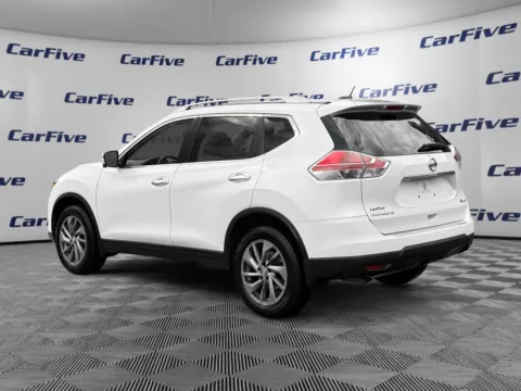 Another view of 2016 Nissan Rogue SL for sale in Nashua, NH at CarFive Nashua, NH