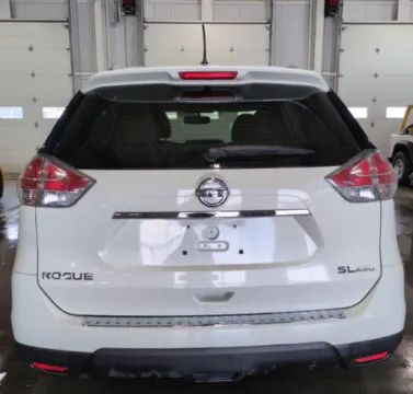 Another view of 2016 Nissan Rogue SL for sale in Nashua, NH at CarFive Nashua, NH