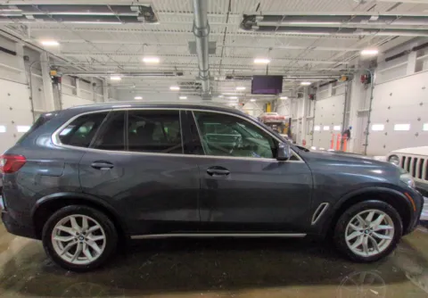 Another view of 2019 BMW X5 xDrive40i for sale in Nashua, NH at CarFive Nashua, NH
