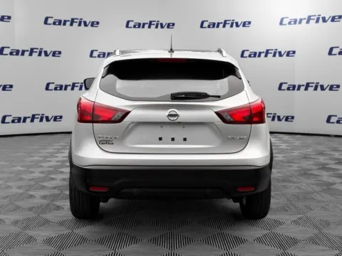 More photos of 2019 Nissan Rogue Sport SV at CarFive Nashua, NH, NH