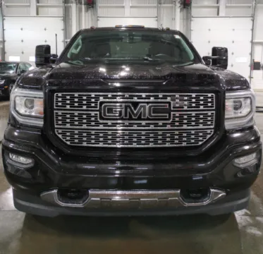 More photos of 2018 GMC Sierra 1500 at CarFive Nashua, NH, NH