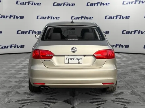 More photos of 2012 Volkswagen Jetta 2.5L SE at CarFive Nashua, NH, NH