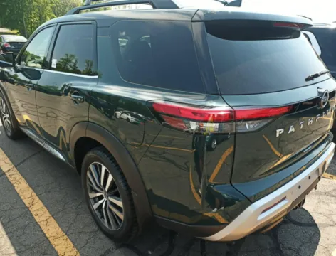 Photos of 2022 Nissan Pathfinder Platinum for sale in Nashua, NH at CarFive Nashua, NH
