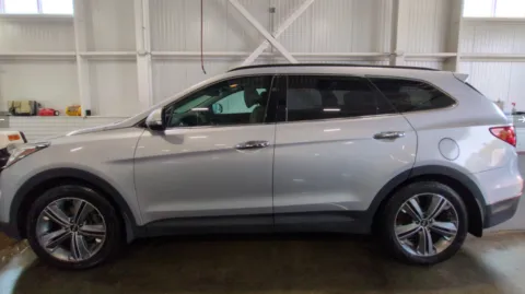 Photos of 2016 Hyundai Santa Fe Limited for sale in Nashua, NH at CarFive Nashua, NH