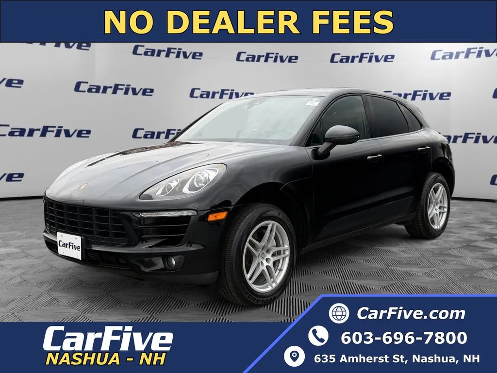 2017 Porsche Macan -'s photo