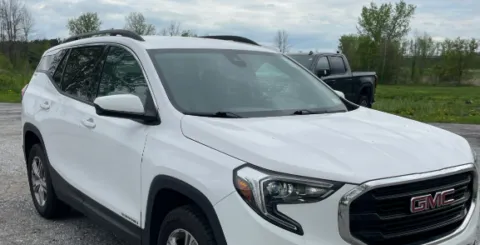 More photos of 2020 GMC Terrain SLE at CarFive Nashua, NH, NH
