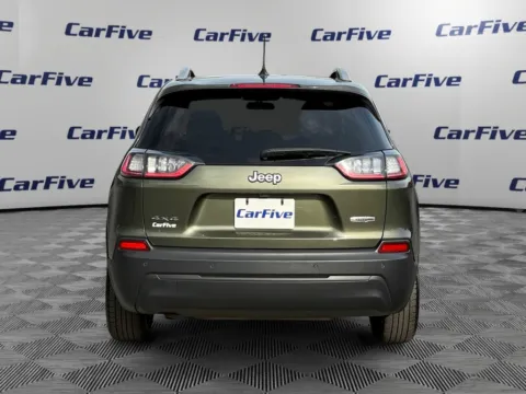 More photos of 2019 Jeep Cherokee Latitude Plus at CarFive Nashua, NH, NH