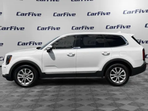 Photos of 2020 Kia Telluride LX for sale in Nashua, NH at CarFive Nashua, NH