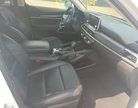 More photos of 2020 Kia Telluride LX at CarFive Nashua, NH, NH