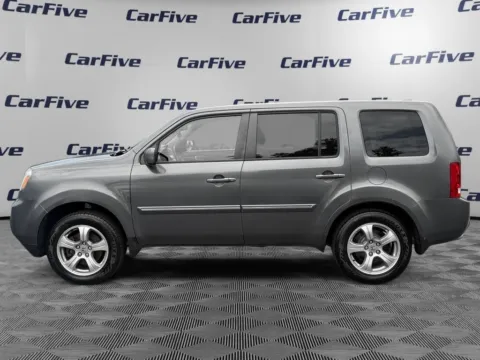 Photos of 2015 Honda Pilot EX-L for sale in Nashua, NH at CarFive Nashua, NH