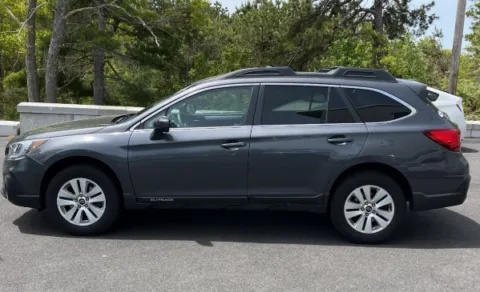Photos of 2019 Subaru Outback 2.5i Premium for sale in Nashua, NH at CarFive Nashua, NH