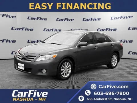 Gray 2011 Toyota Camry XLE for sale in Nashua, NH