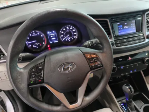 More photos of 2018 Hyundai Tucson SE at CarFive Nashua, NH, NH