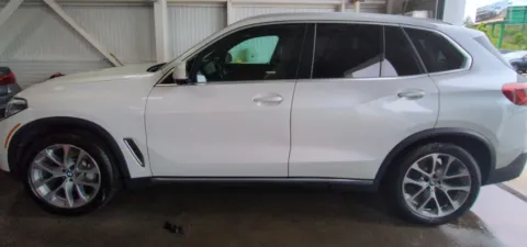 More photos of 2019 BMW X5 xDrive40i at CarFive Nashua, NH, NH