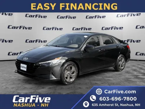 Black 2021 Hyundai Elantra SEL for sale in Nashua, NH