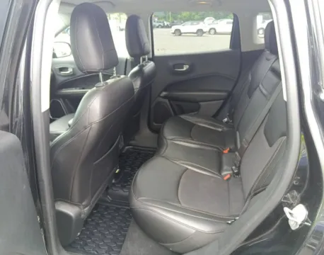 More photos of 2019 Jeep Compass Latitude at CarFive Nashua, NH, NH
