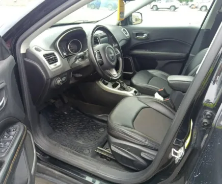 More photos of 2019 Jeep Compass Latitude at CarFive Nashua, NH, NH
