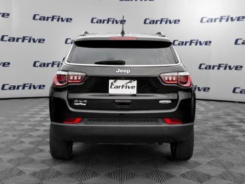 More photos of 2019 Jeep Compass Latitude at CarFive Nashua, NH, NH