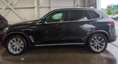 Photos of 2019 BMW X5 xDrive40i for sale in Nashua, NH at CarFive Nashua, NH