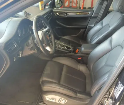 More photos of 2019 Porsche Macan S at CarFive Nashua, NH, NH