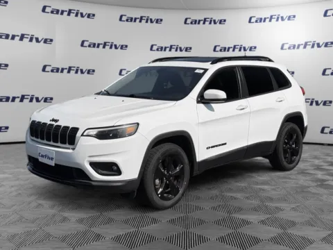White 2019 Jeep Cherokee Latitude Plus for sale in Nashua, NH